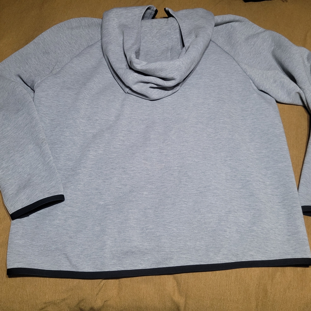 Nike Gray Zip-Up Hoodie - Picture 3 of 9